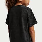 Nike Sportswear Older Kids' T-Shirt