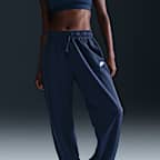 Nike Sportswear Club Fleece Women's Mid-Rise Oversized Sweatpants