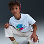 Nike Sportswear Older Kids' T-Shirt