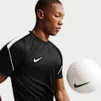 Playera de fútbol de manga corta Dri-FIT para hombre Nike Strike