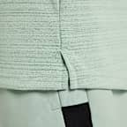 เสื้อเทรนนิ่งเด็กโต Nike Dri-FIT Miler (ชาย)