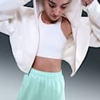 Nike Sportswear 女款提花條紋短裙