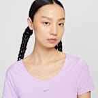 Nike One Classic Women's Dri-FIT Short-Sleeve Cropped Twist Top