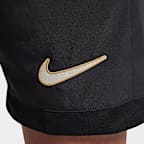 Nike Academy Older Kids' Dri-FIT Football Shorts