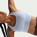 Bra deportivo de baja sujeción de líneas largas con almohadillas para mujer Nike Zenvy