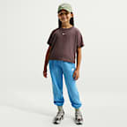 Nike Sportswear Essential Older Kids' (Girls') T-Shirt