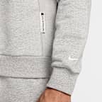 Nike Standard Issue Men's Dri-FIT Basketball Crew-Neck Sweatshirt