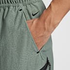 Nike Tech 男款 Dri-FIT Shori 寬鬆剪裁短褲