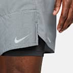 Nike Stride Shorts de correr Dri-FIT de 18 cm 2 en 1 para hombre