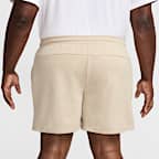 Shorts de alto rendimiento Dri-FIT de 18 cm sin forro con protección UV para hombre Nike Primary Fleece
