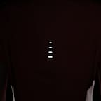 เสื้อวิ่งแขนสั้นผู้หญิง Dri-FIT Nike Swift