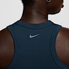 Nike One Fitted Women's Dri-FIT Cropped Tank Top
