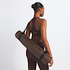 NikeSKIMS Shine Women's High-Neck Bra