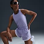 Shorts de correr Dri-FIT de tiro medio con forro de ropa interior para mujer Nike Tempo