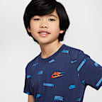 Playera para niños talla grande Nike Sportswear