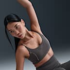 Nike One 女款輕度支撐型襯墊運動內衣