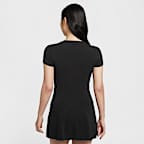 ナイキ スポーツウェア チル ニット ウィメンズ スリム グラフィック Tシャツ