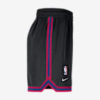 New York Knicks DNA Men's Nike Dri-FIT NBA 6" UV Woven Shorts