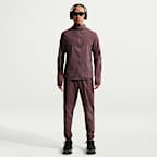 Vino oscuro/Tatuaje/Burdeos enérgico