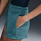 Shorts de French Terry de tiro medio de 10 cm para mujer Nike Sportswear Chill Terry