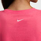 Nike Pro Women's Short-Sleeve Cropped T-Shirt
