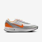 Nike College Air Max Verse (Tennessee) Men's Shoes