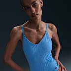 Traje de baño de una pieza con cuello en V para mujer Nike Swim Water Texture