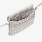 Nike Sportswear Futura 女款斜背包 (3 公升)