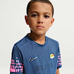 Kylian Mbappé Academy Older Kids' Dri-FIT Short-Sleeve Football Top