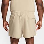 Shorts versátiles sin forro Dri-FIT de 13 cm para hombre Nike Unlimited