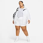 Nike Sportswear Essentials Women's Logo T-Shirt (Plus size)