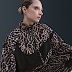 Chamarra de tejido Woven estampada para mujer Nike Sportswear