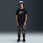 Nike Sportswear Older Kids' T-Shirt