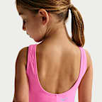 Traje de baño de una pieza con diseño de espalda en U para niña talla pequeña Nike Swim