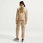 Nike Sportswear Phoenix Fleece Damen-Trainingshose mit mittelhohem Bund