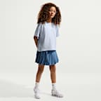 Nike Sportswear Essential Older Kids' (Girls') T-Shirt