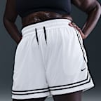 Shorts de básquetbol Dri-FIT de 13 cm para mujer Nike Crossover