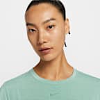 เสื้อแขนสั้นผู้หญิง Dri-FIT Nike One Classic