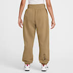 Nike Sportswear Breaking Women's Mid-Rise Oversized French Terry Trousers