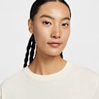 ナイキ スポーツウェア クラブ ウィメンズ ルーズ クロップド Tシャツ