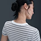 ナイキ スポーツウェア チル ニット ウィメンズ スリム ストライプド Tシャツ