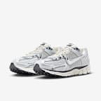Nike Zoom Vomero 5 Men's Shoes