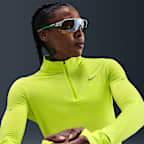 Playera de correr Dri-FIT UV de cierre de 1/4 para mujer Nike Swift