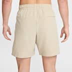 Nike Unlimited 男款 Dri-FIT 7" 無襯裡多功能短褲