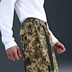 ナイキ テック メンズ Dri-FIT ウーブン カモ ルーズフィット パンツ