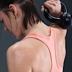 Bra deportivo con almohadillas para mujer Nike Swoosh Medium Support