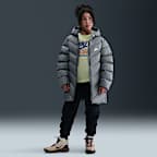 Nike Sportswear All Day Play Older Kids' Therma-FIT Loose-Fit Mid-Length Puffer Jacket
