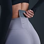Shorts de ciclismo de tiro alto de 20 cm con bolsillos para mujer Nike One