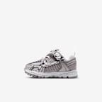 Vast Grey/Silver Lilac/White/Metallic Silver