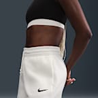 Nike Sportswear Phoenix Fleece Shorts mit mittelhohem Bund (Damen, ca. 10 cm)